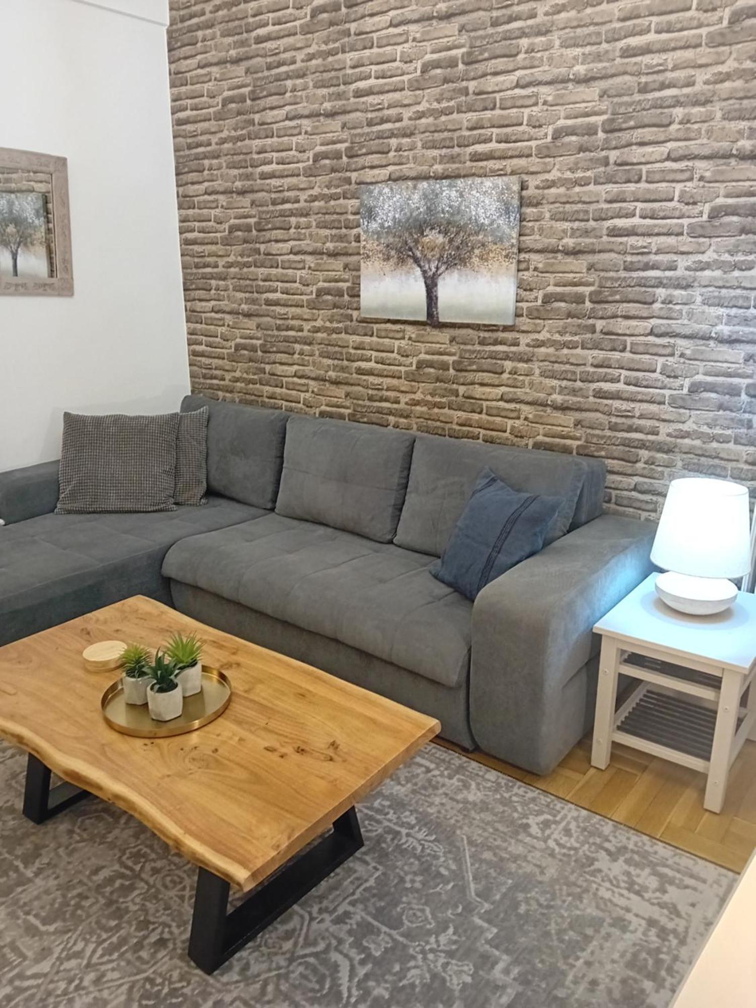 Joanna'S Heart Of Athens One Br Charm Balcony View Walk To Tourist Spots Apartment Ngoại thất bức ảnh